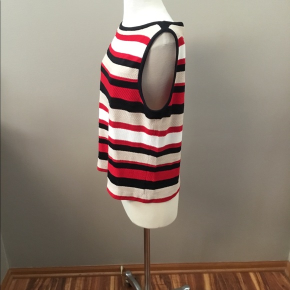 🇺🇲 St. John Striped Sweater 🇺🇲 - Picture 4 of 10